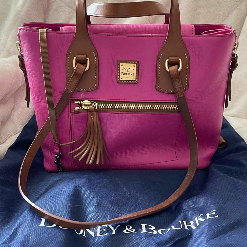 Pink Leather Dooney & Bourke Tote/Handbag